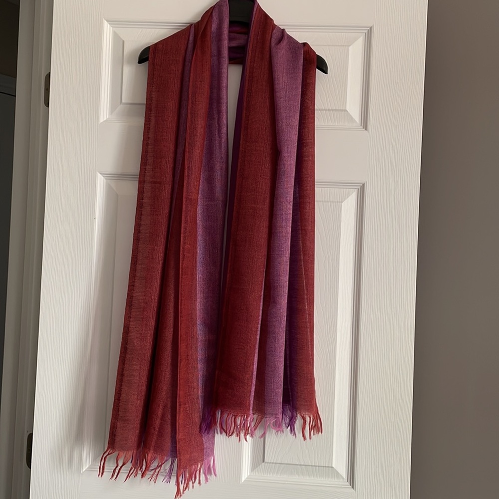Scarf- NEW - Picture 2 of 5